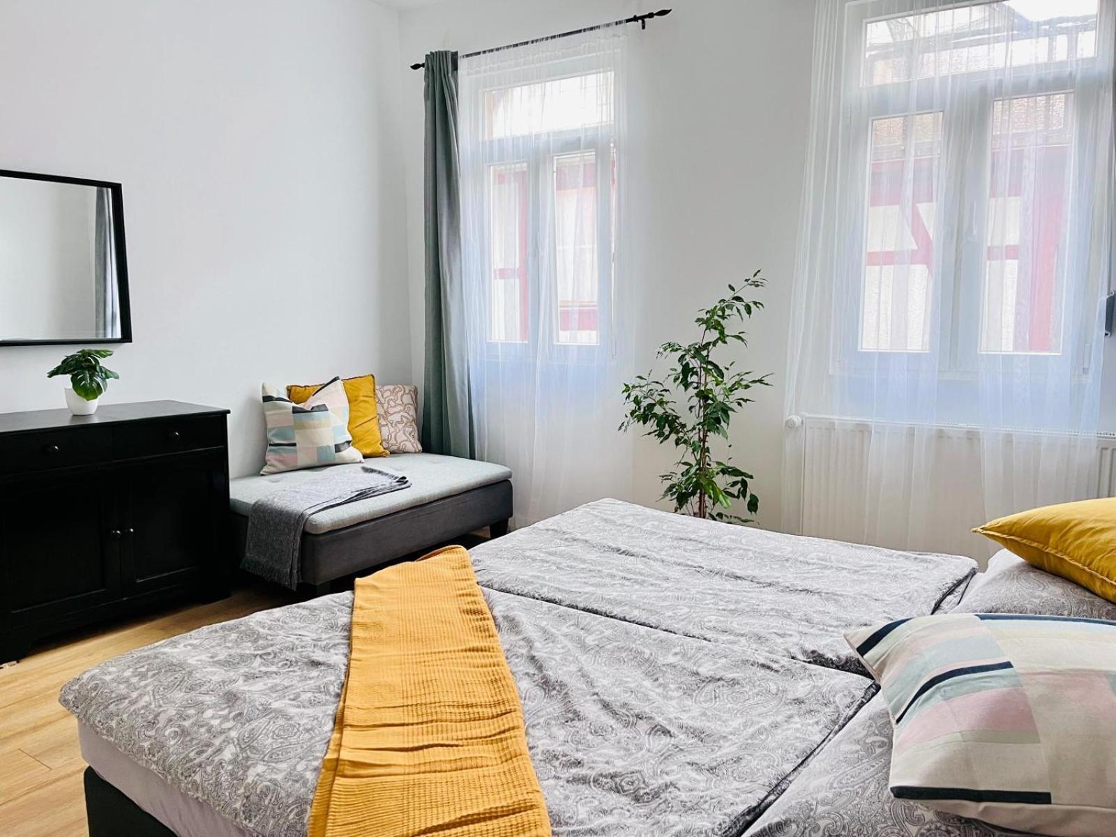 -1-Zentral-Traumwohnung-Rhein オーバーヴェセル エクステリア 写真