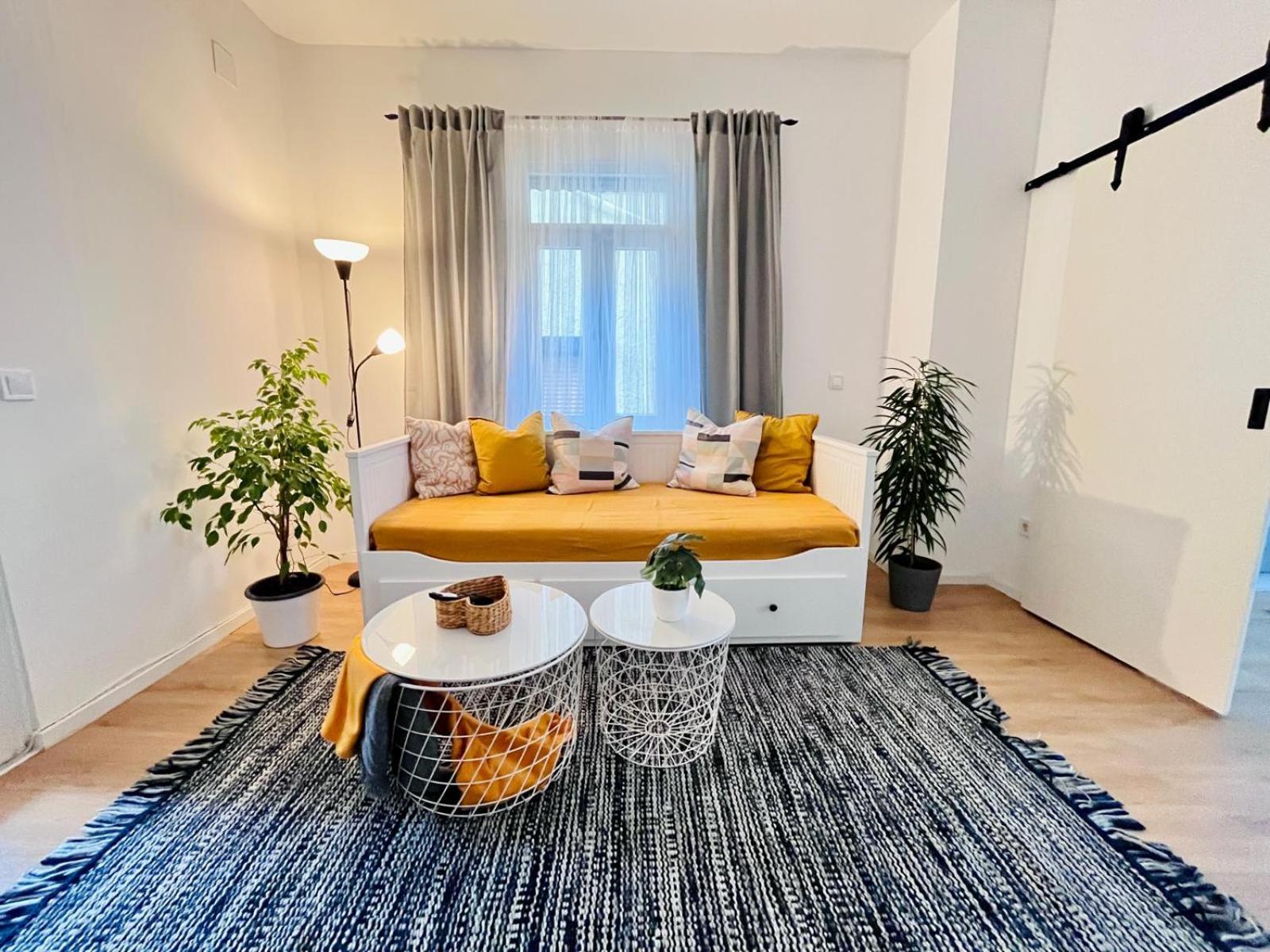 -1-Zentral-Traumwohnung-Rhein オーバーヴェセル エクステリア 写真