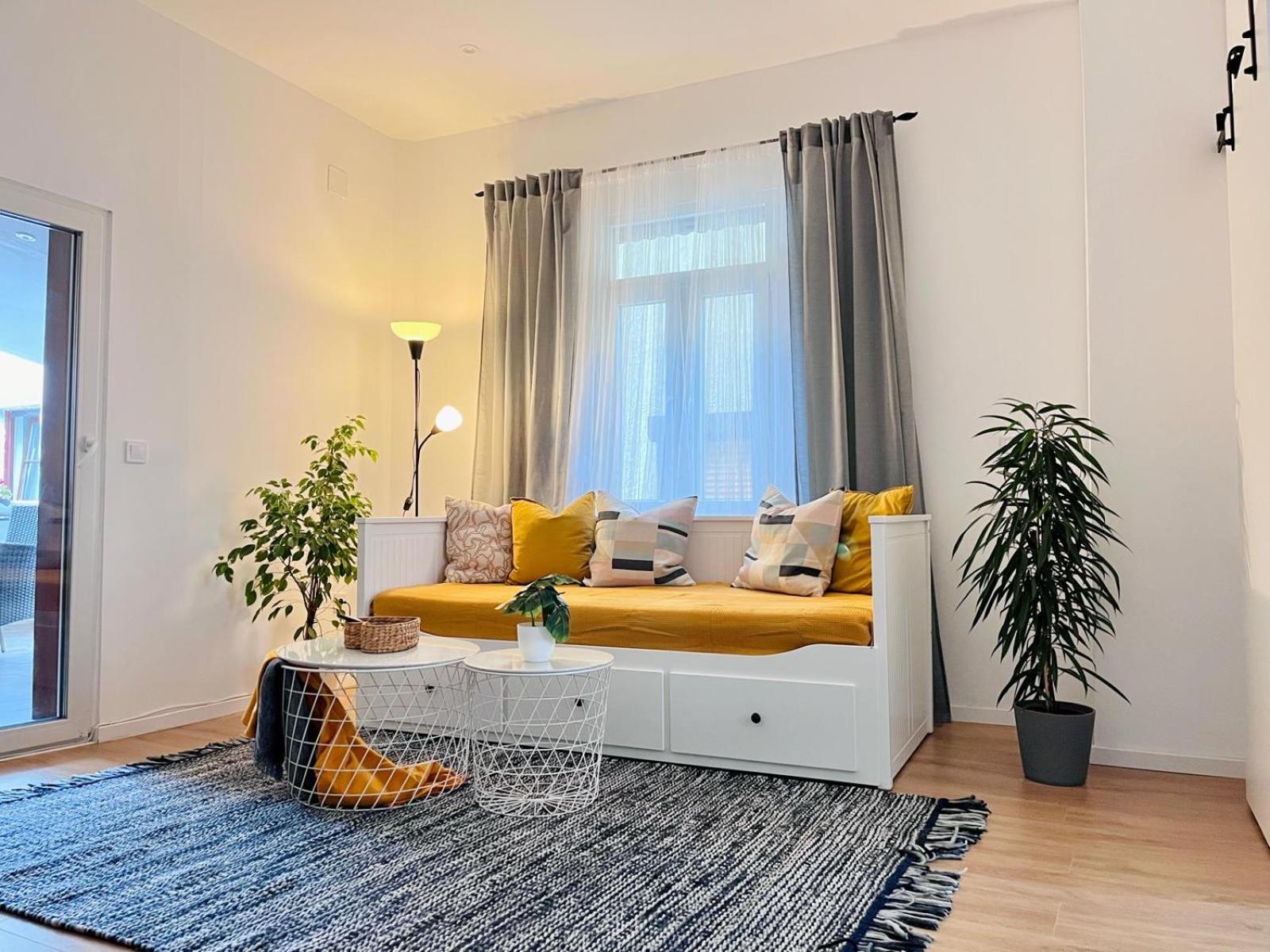 -1-Zentral-Traumwohnung-Rhein オーバーヴェセル エクステリア 写真