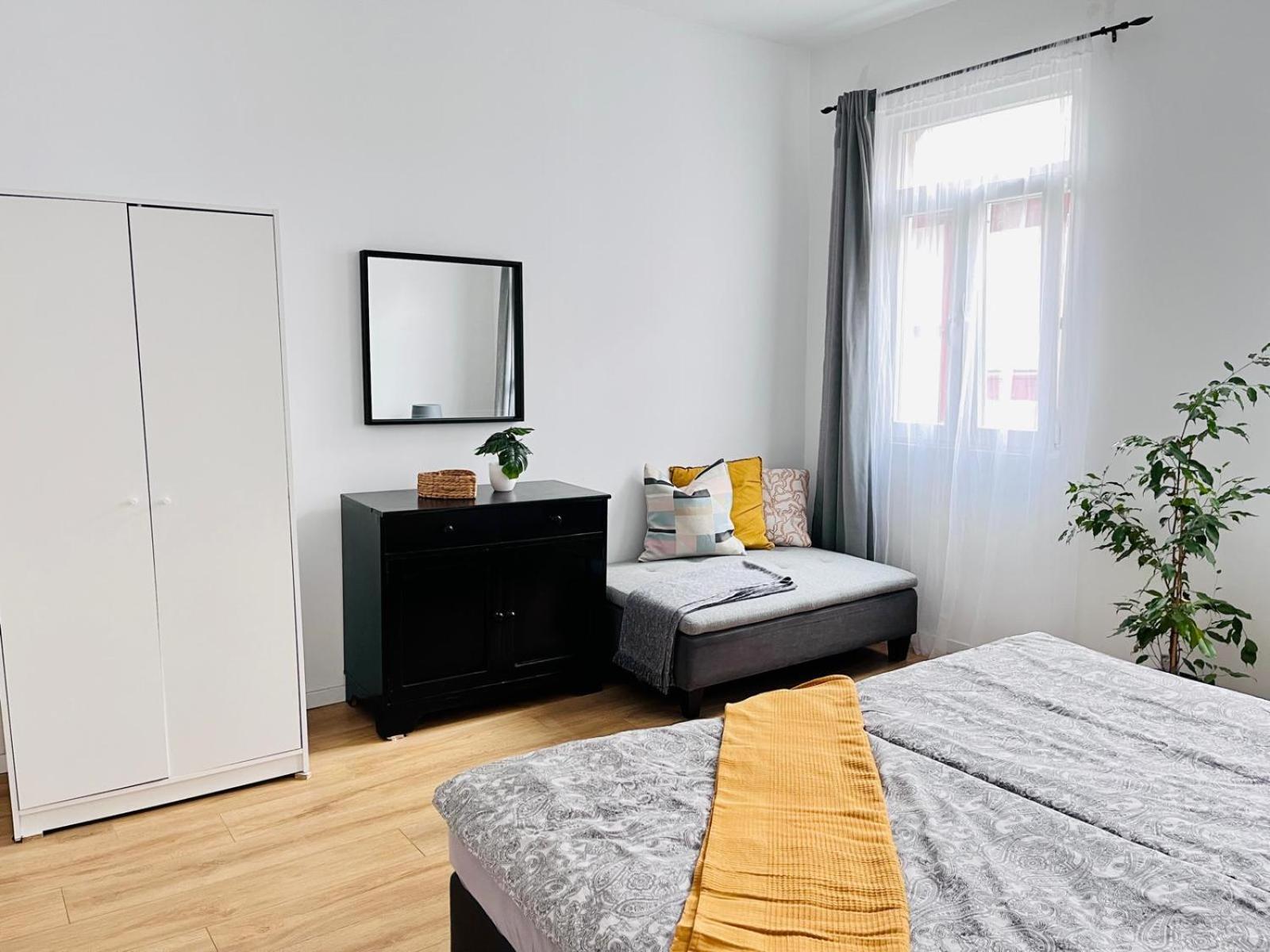 -1-Zentral-Traumwohnung-Rhein オーバーヴェセル エクステリア 写真